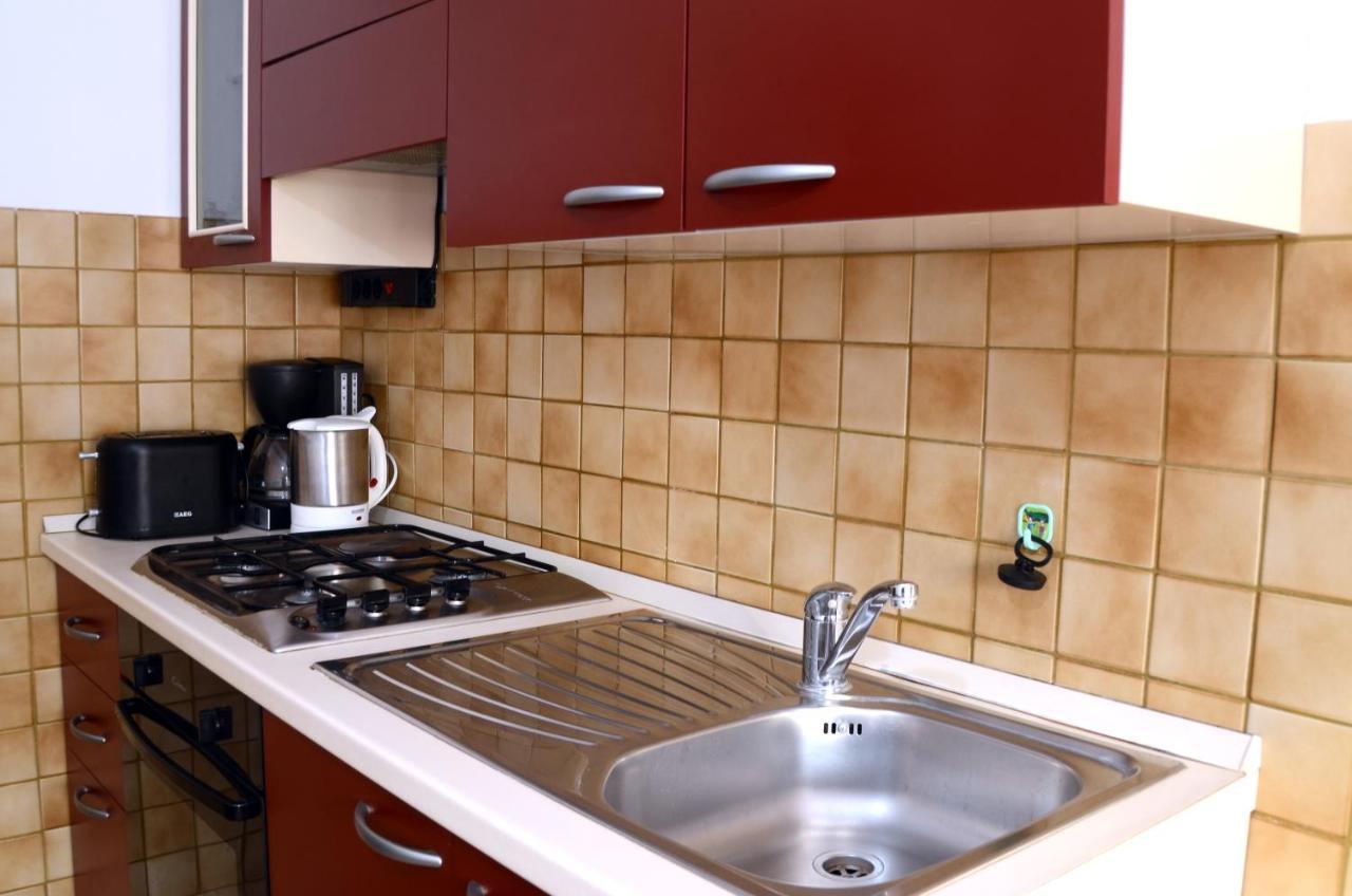 Dvosoban Apartman U Centru Grada Биоград-на-Мору Экстерьер фото