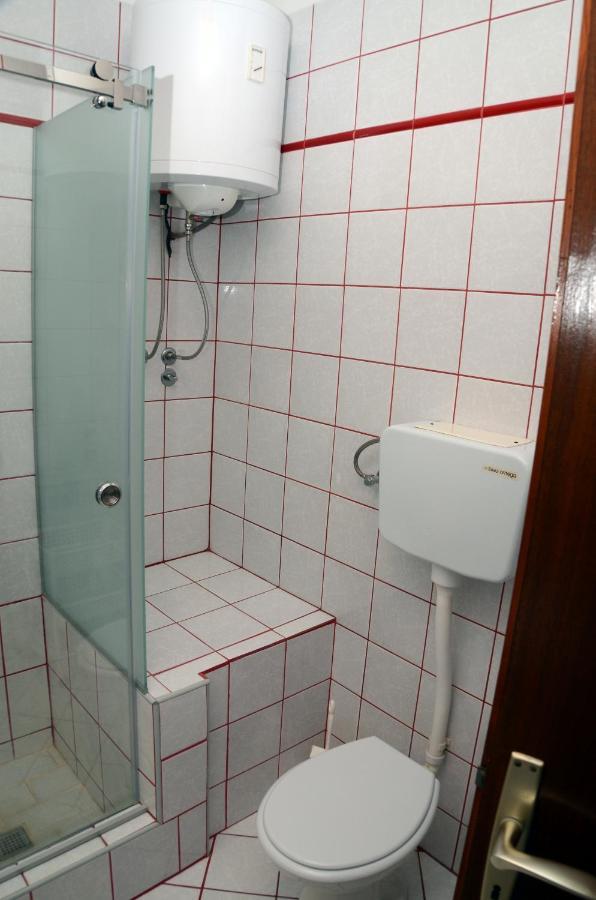 Dvosoban Apartman U Centru Grada Биоград-на-Мору Экстерьер фото